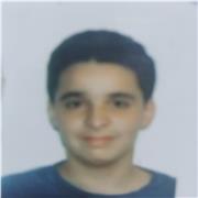 Studente universitario offre ripetizioni a studenti di scuola elementare